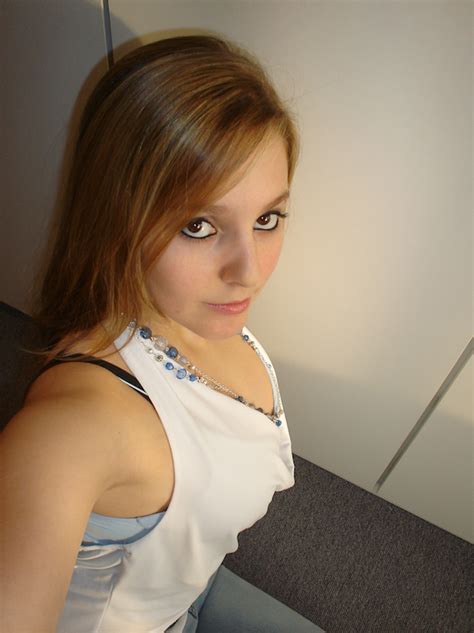 Hi and welcome on loly.eu, this is our collection of: Nn Sexy Teen Selfie - Photo Gallery