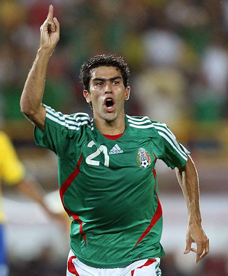 From σοφός (sophós, skilled in handcrafts; Μπάλα...γένους θηλυκού: Νέρι Καστίγιο:'' H Fire πρεσβεύει τις ίδιες αρχές μ'αυτές που εγώ έχω ως ...