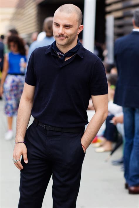 Последние твиты от newyorksartorialist (@nysartorialist). 2015 | The Sartorialist in 2020 | Bald men style, Mens ...