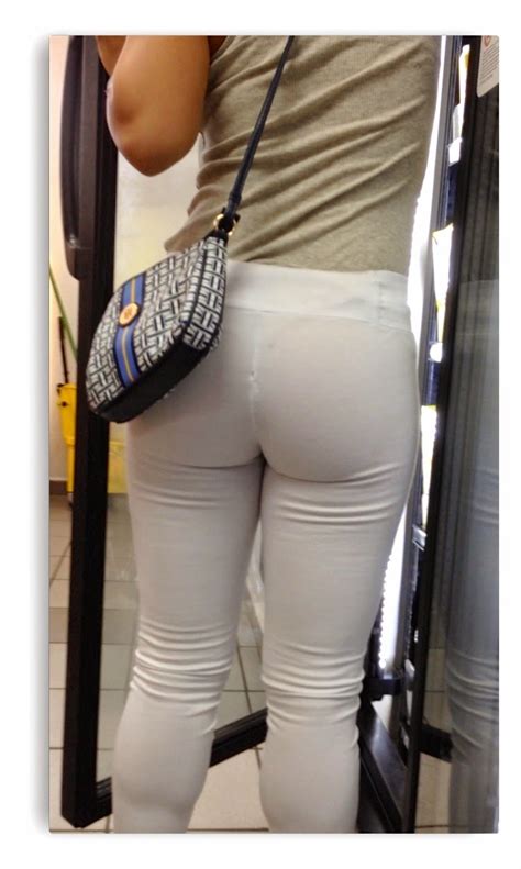 Looking for a good deal on girls white leggings? Culazo en el super en mallones - Sexy girls on the street ...