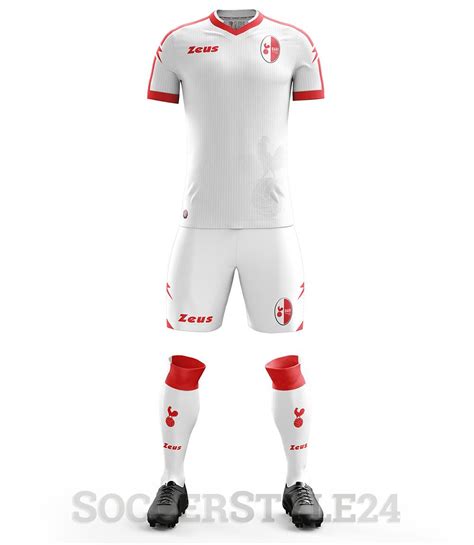 Ultime notizie sul bari calcio: Maglie Bari 2017-2018, la terza nera-oro rispolvera gli ...