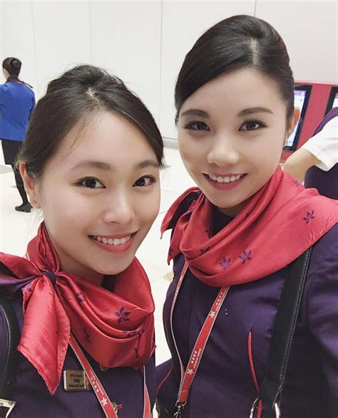 That followed the airline cutting 400 jobs earlier in the year and asking most of their remaining employees to take unpaid leave. 【Hong Kong】Hong Kong Airlines cabin crew / 香港航空 客室乗務員【香港 ...