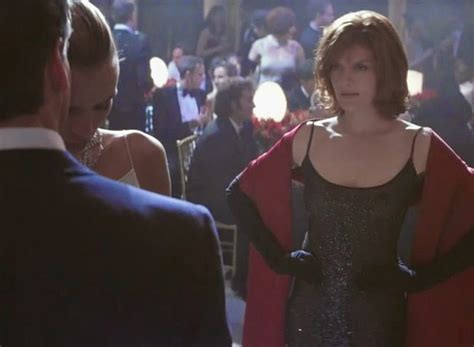 The thomas crown affair (1999). Name a movie in which an actress looked her hottest | Page ...