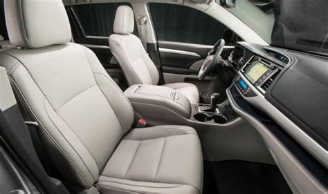 2020 highlander hybrid fwd preliminary 36 city/35 hwy/36 combined mpg estimates determined by toyota. 2019 Toyota Highlander Hybrid interior | Toyota highlander hybrid, Toyota highlander, 2017 ...