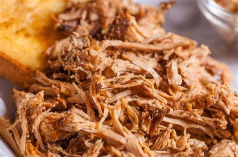 Slow cooker pulled pork is incredibly juicy, tender and flavorful with the perfect blend of spices. Side Dishes To Go With Pulled Pork - Pulled Pork ...