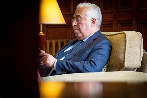 Sigam também o xxii governo em @govpt. António Costa revela como mantém a mãe em casa