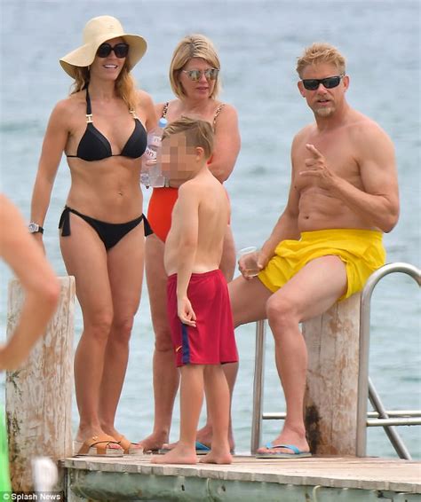 See more of peter schmeichel on facebook. Peter Schmeichel embraces girlfriend Laura Von Lindholm ...