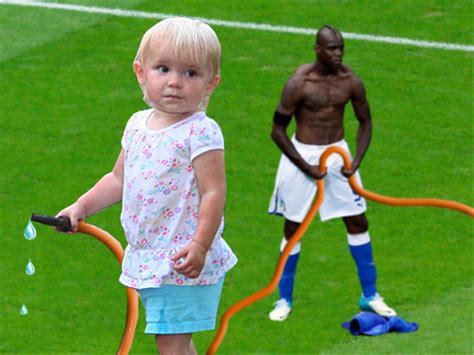 The best memes from instagram, facebook, vine, and twitter about balotelli meme. Mario Balotelli wird zum Internet-Meme - Webmix ...