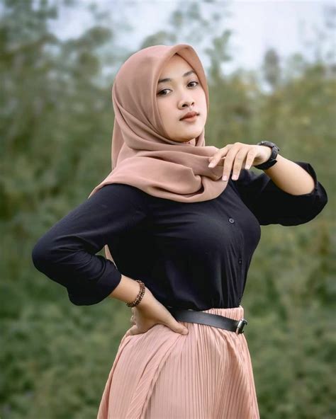 Foto + video ukhti hijaber terkejut habis dicrootee nang1s setelah di ukhti tt nonjol dengan ketegaran luar biasa siap action. Ukhti nonjol susu besar, sagne video download