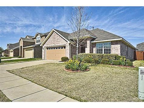 We are here to help and answer all your questions when you search for local locksmiths, our locally based little elm master locksmiths are local. 1413 Canary Dr, Little Elm, TX 75068 | MLS# 11730594 | Redfin