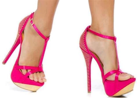 Libera per usi commerciali ✓ attribuzione non richiesta ✓. Risultati immagini per scarpe tacco | Scarpe rosa, Scarpe