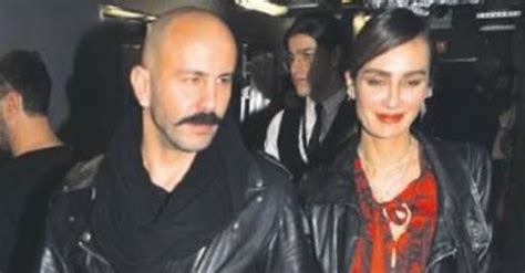 Birce akalay sevgilisi ile market alış verşine geldi, ekibimizi gören ünlü oyuncu anlamsız şekilde i̇ki sezondur babil dizisinde seyirci karşısına çıkan birce akalay, sevgilisi fasih saylan'la 3. birce akalay sevgilisi - uludağ sözlük