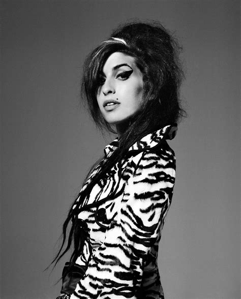 The catalyst for her then rapidly increasing fame, and therefore increasing media scrutiny, 'back to black' ensured winehouse's legacy would. Amy Winehouse photo 122 of 199 pics, wallpaper - photo ...