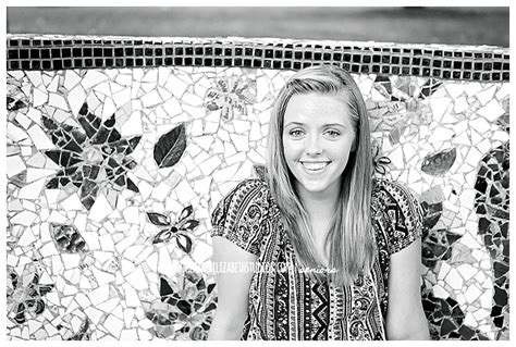 See the sea monster in cincinnati! Cincinnati Senior Portraits | Chelsea Class of 2015