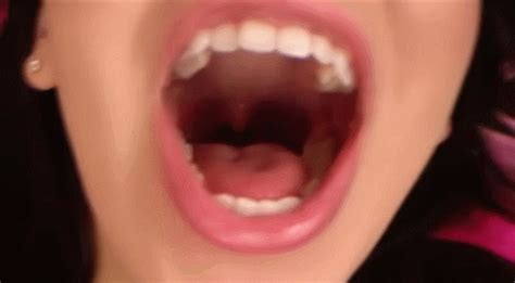 The granny, however, seemed to have an agenda of her own. Open mouth GIFs - Get the best gif on GIFER