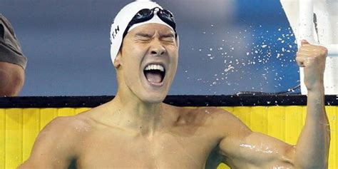 '마린보이' 박태환 (19.단국대)이 10일 오전 2008 베이징올림픽 남자 자유형 400m에서 3분41초86으로 금메달을 따내면서 한국 수영에 믿을 수 없을 정도로 커다란 선물을 안겼다. 박태환, 세계선수권 '금메달 3관왕'…"의지가 고난 이겼다 ...