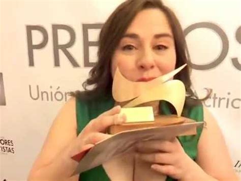She is an actress, known for while at war (2019), vis a vis (2015) and toc toc (2017). Inma Cuevas agradece el Premio Actriz Protagonista de ...