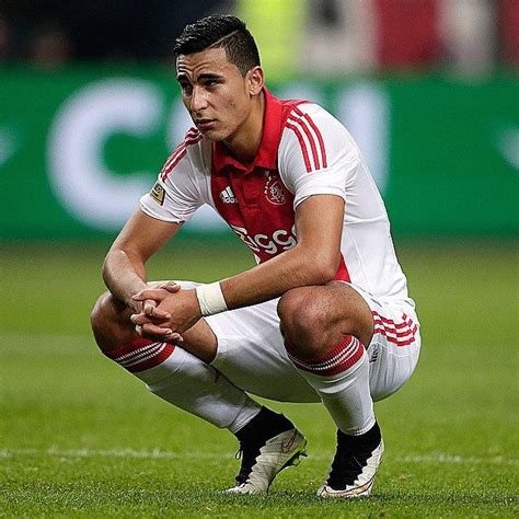 El ghazi tevreden met terugbetalen vertrouwen de boer. Anwar El Ghazi #Ajax | Soccer club, Soccer players, Sports