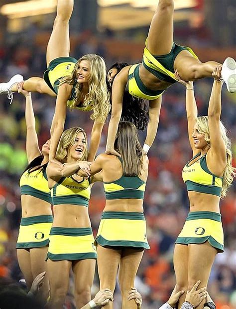 Learn how to get a free trial and start watching cbs, fox, nbc, espn, fs1, and your local rsn today. Oregon Ducks | CHEER Sportz | Pinterest | Football, Oregon ...