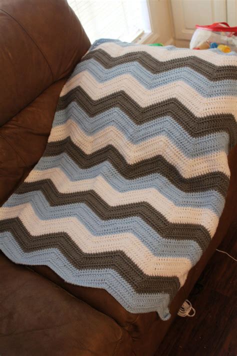 Check out our knit baby blanket selection for the very best in unique or custom, handmade pieces from our одеяла для малышей shops. Made to Order crochet blue, gray, and white baby blanket ...