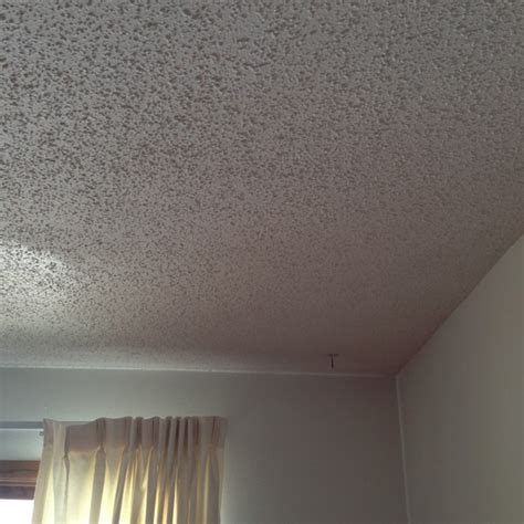 Just be sure to let it soak for about 15 minutes before scraping. Tips and Tricks for Scraping Popcorn Ceilings