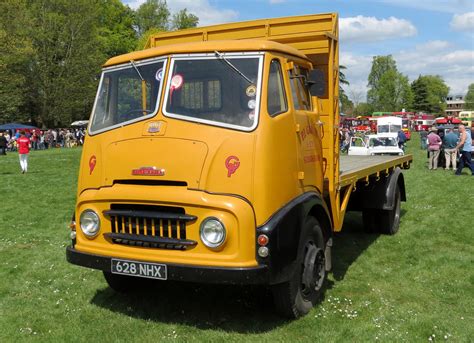 Ffk known as frequently flying kite (malaysian slang) ffk is also known as 'fong fei kei' in cantonese. 628NHX 1957 Austin FFK Flatbed Lorry | dave | Flickr