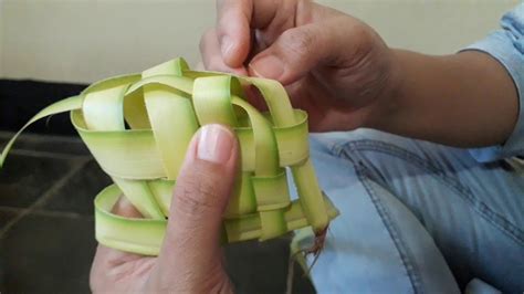 We did not find results for: Cara membuat ketupat dengan mudah - YouTube