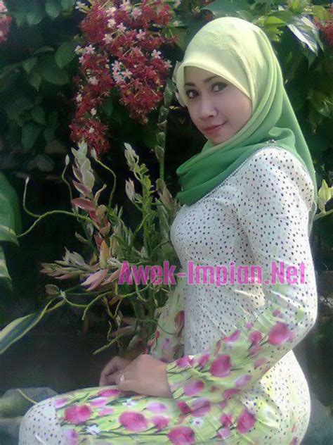 Gadis cantik pake baju ketat payudara nya keliatan подробнее. Pin on gadis ayu