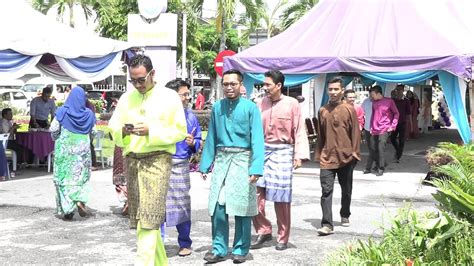 Ribuan banjiri rumah terbuka aidilfitri umno. Jamuan Rumah Terbuka Hari Raya MBAS 2016 - YouTube