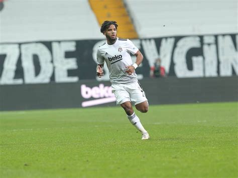 Jun 08, 2021 · rosier geçtiğimiz sezon beşiktaş formasıyla ligde oynadığı 33 maçta 1 gol attı ve 7 asist yaptı. Lazio Interested in Signing French Right-Back Valentin ...