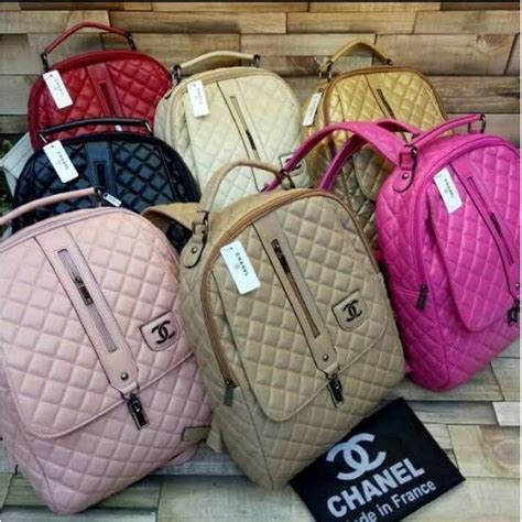 Bagi wanita aktif dengan mobilitas tinggi, backpack atau ransel adalah jenis tas yang paling praktis untuk dibawa ke mana pun. Tas Cantik Wanita Harga Murah Merk CHANEL RANSEL ...