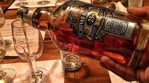 Chivas regal 25yr blended scotch, keith, speyside, scotland. Chivas Regal 25 - Meleklerin Payı