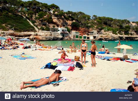 Every year more than 10 million people visit the island, the majority of them coming from mallorca has around 1 million inhabitants, 40% of whom live in and around the island's capital, palma de mallorca. Beach Of Cala Llombarts Stock Photos & Beach Of Cala ...