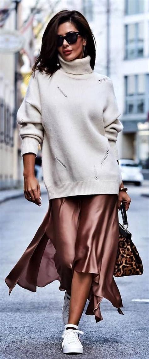 We did not find results for: ootd / oversized sweater + silk midi skirt + bag ...