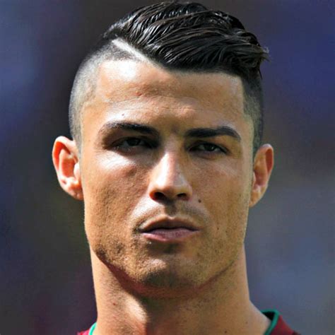 The comb over will not only make you look like a brand new man, but it will give you a modern touch, as this hairstyle will never fade. Cristiano Ronaldo Haircut | Men's Haircuts + Hairstyles 2017