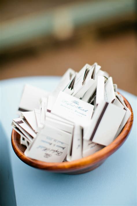 Personalized wedding matches come in two styles: Personalized Wedding Matchbooks