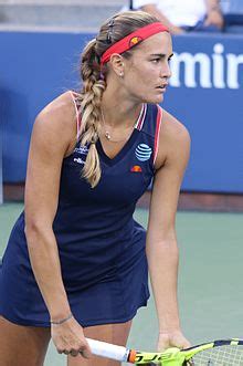 Start your family tree by entering your name on the left. Monica Puig - Wikipedia