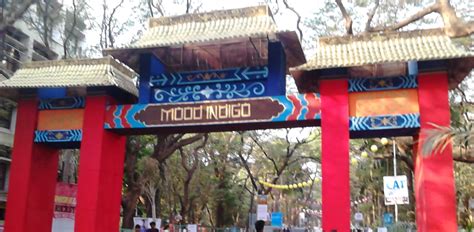 As you are dealing with college youth you should have trendy, visually impressive design. Event:Mood Indigo IIT, Mumbai Fest 2013