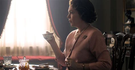 'queen elizabeth ii surpasses queen victoria's record long reign. The Crown Season 3 Trailer: Olivia Colman Is Queen Elizabeth