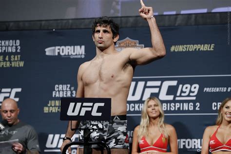 Beneil dariush breaking news and and highlights for ufc 262 fight vs. Beneil Dariush vs. Rashid Magomedov added to TUF: Latin America 3 Finale - MMA Fighting