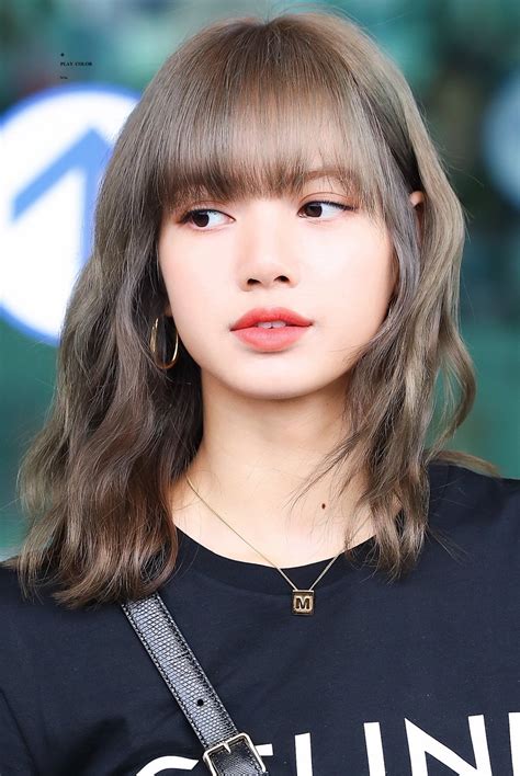 Lisa suma más de 28 millones de seguidores en instagram desde su cuenta oficial es @lalalalisa_m la integrante de blackpink tiene como su marca personal su cabello liso y el flequillo que cubre su frente. Color De Cabello De Lisa Blackpink 2020 | FormatoAPA.com ...