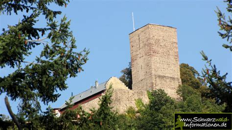 Since the early 19th century, these impressive ruins have been synonymous with romanticism. Schwarzwald Yburg bei Steinbach im Rebland