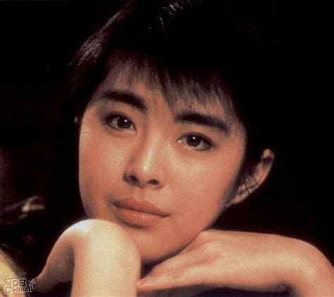 Along with maggie cheung, rosamund kwan and cherie chung, she is widely. 王祖賢寫真照片 - 第14張/共155張