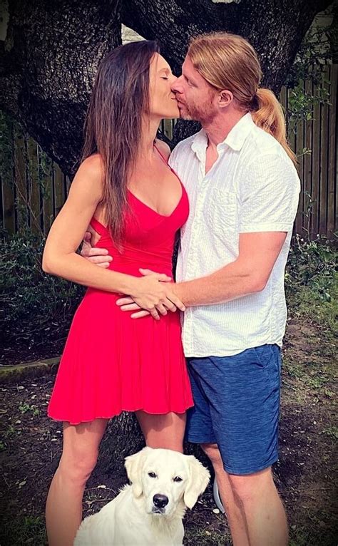 Top 12 Pics Of JP Sears With His Wife - Celebritopedia
