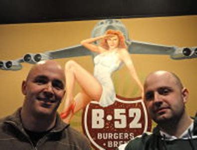 Puedes consultar información sobre la carta y comprobar los precios de cub foods siguiendo el enlace que aparece más arriba. MSP Business Journal: B-52 Burgers and Brew Branches Out ...