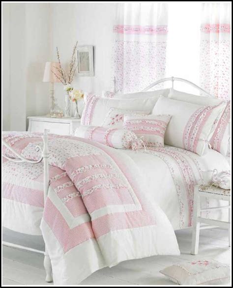 This comforter set uses its allover stitched geometric pattern to layer extra texture into your bedroom. King Comforter Sets With Matching Curtains - Curtains ...