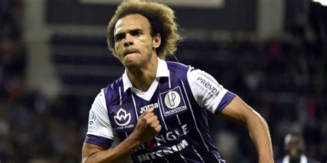 Martin christensen braithwaite is a danish professional footballer who plays for spanish club fc barcelona and the denmark national team. 1.000 euros par but inscrit : le beau geste d'un ...