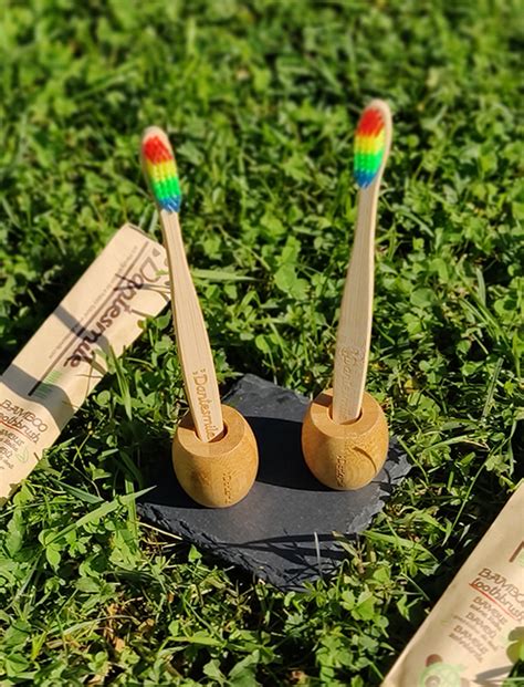 Alibaba.com offers varied bamboo toothbrush holder options personalized in design, style, look, and function. Bamboo toothbrush holder Dantesmile ⋆ alternative to plastic