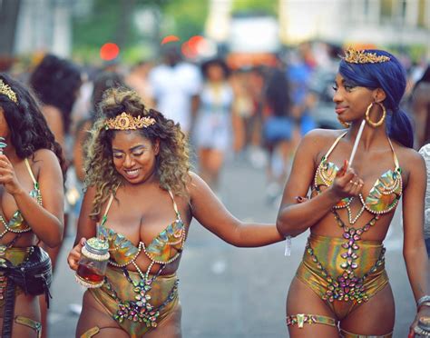 Flowers on the hill notting hill. Sexy Dancers at Notting Hill Carnival