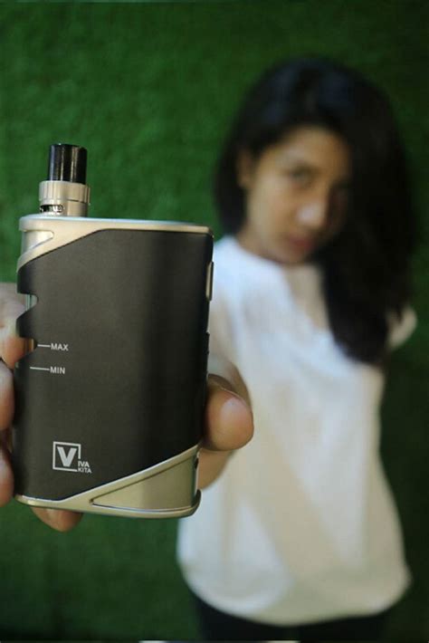 Maybe you would like to learn more about one of these? Vaping Trick with VivaKita Fusion II vape. | Vape, Vape mods, Vape tricks